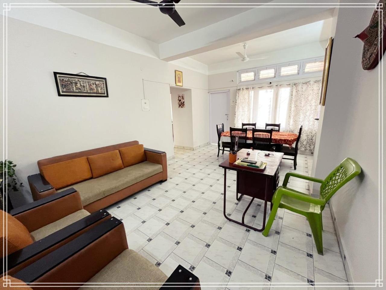 غاواهاتي Kanak Laxmi Villa B & B المظهر الخارجي الصورة